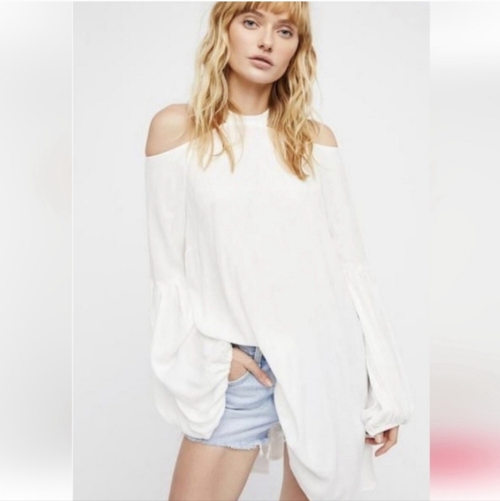 NWT Free People Small Ivory Drift Away Cold Shoulder Long Sleeve Tunic Blouse
